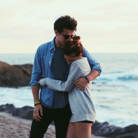 Αν δε σου προσφέρει ο ίδιος άνθρωπος γέλιο και οργασμό...