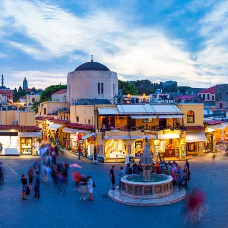 Τη Ρόδο δε γίνεται να μην την ερωτευτείς!