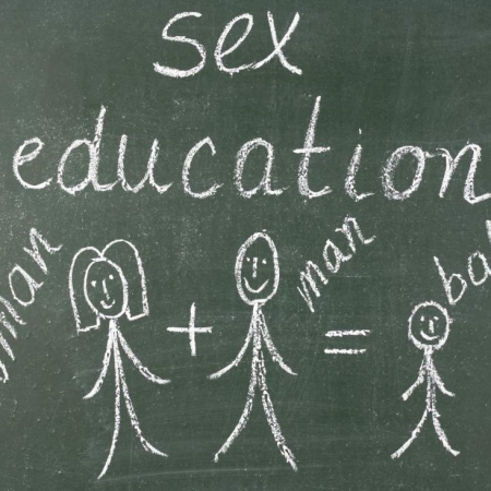 Να μπει το μάθημα της σεξουαλικής διαπαιδαγώγησης στα σχολεία!