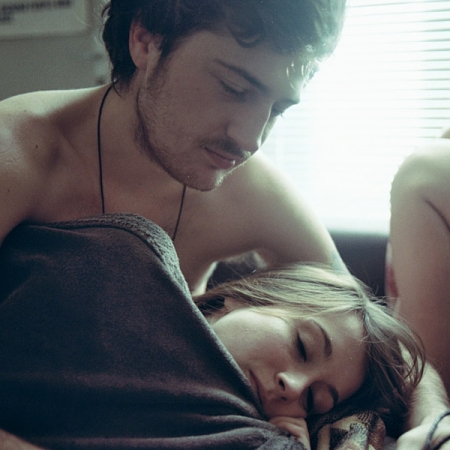 Δεν προλαβαίνεις ν' αγαπήσεις σ΄ένα μήνα