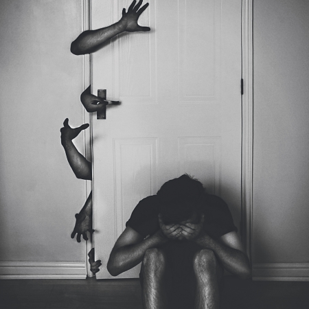 Τα τέρατα ζουν στο κεφάλι σου