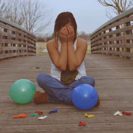 Στα σκοτάδια σου συναντάς τους πιο φωτεινούς ανθρώπους