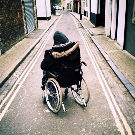 Τα άτομα με κινητικά προβλήματα είναι οι καθημερινοί ήρωες