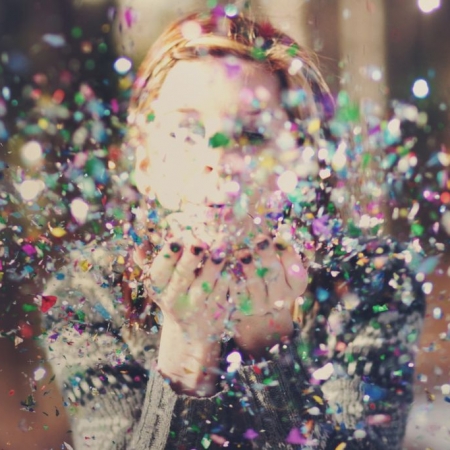 Όσοι είναι στον κόσμο τους περνάνε καλύτερα