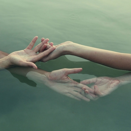 Το άγγιγμά σου μόνο μου 'λειψε