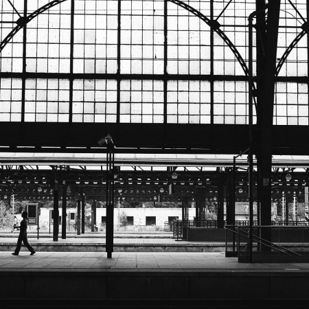 Άνθρωποι έρχονται, άνθρωποι φεύγουν