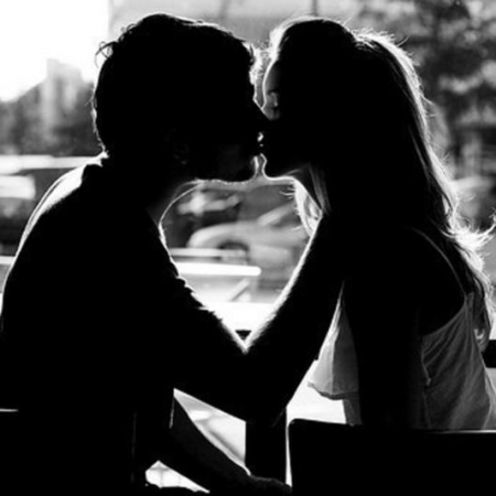 Κανείς δε θα με σβήσει από μέσα σου