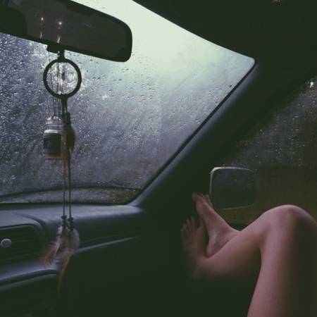 Πώς να με χωρέσει εμένα ένας έρωτας;