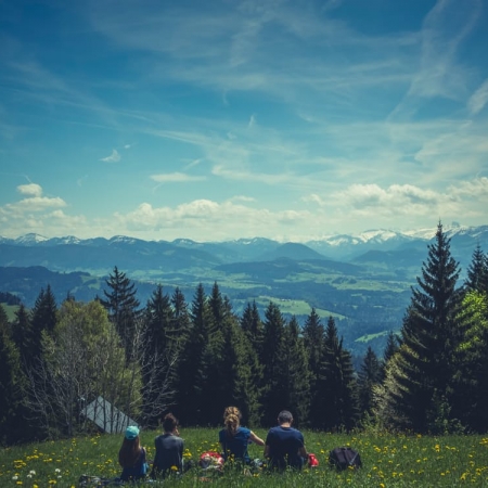 Δύσκολα οι «φίλοι» αντέχουν αυτό που δεν καταλαβαίνουν