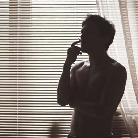 Δεν αντέχω να σε βλέπω σε άλλη αγκαλιά