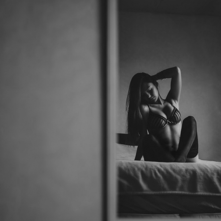 Σεξ και καθρέφτες στο δωμάτιο