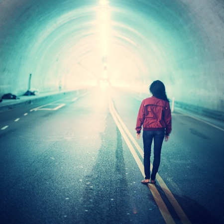 Η απόσταση χωρίζει τους δειλούς