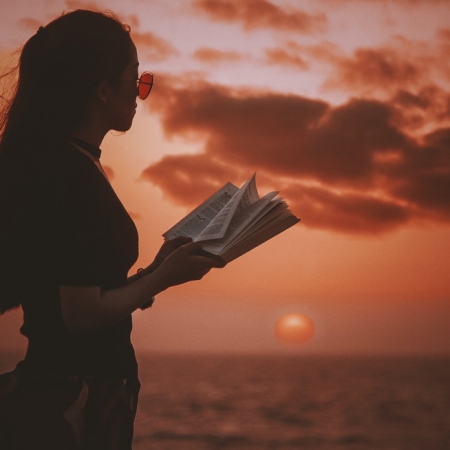 Να ζεις, ν' αγαπάς και να μαθαίνεις