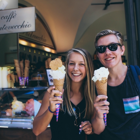 Αξίζεις έναν καλοκαιρινό έρωτα