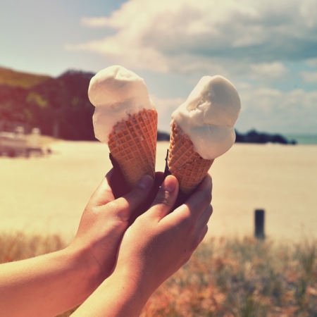 Αυτό το καλοκαίρι θα θερίσουμε τις παραλίες και τα μπαράκια