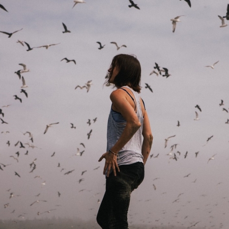 Κάνε μου τη χάρη να μη γυρίσεις