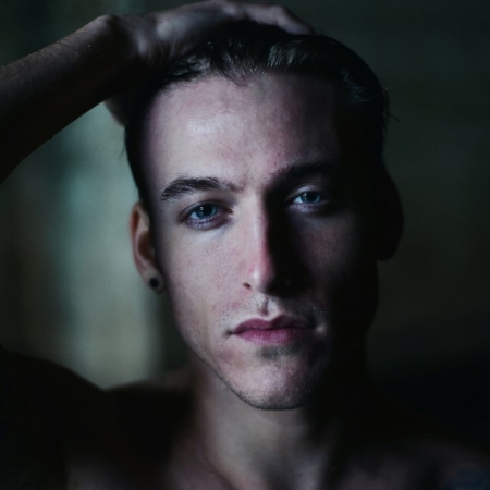 Είσαι το μπλε χρώμα στη σκέψη μου