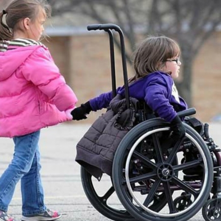 Τα παιδιά με αναπηρία δε διαφέρουν από τα άλλα παιδιά