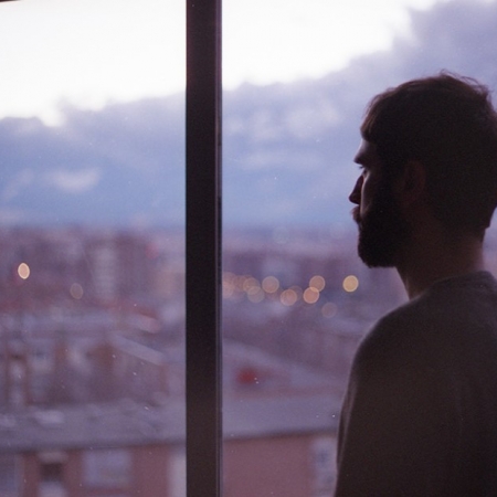 Αρκεί να είμαι δίπλα της