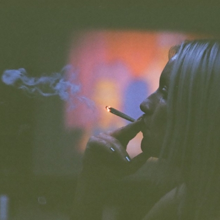 Γιατί δε χαμογελάς πια;