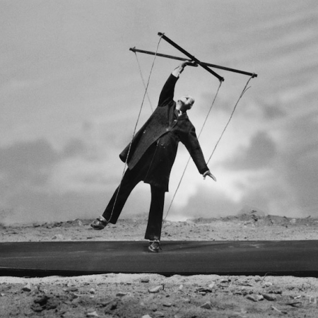 Μην αφήνεσαι πλήρως όταν ερωτεύεσαι