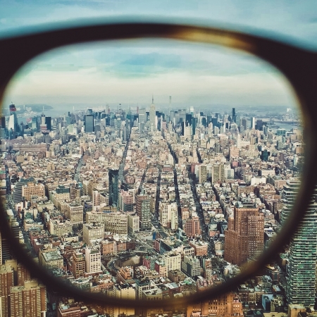 Θέλει κότσια για να γνωρίσεις κάποιον