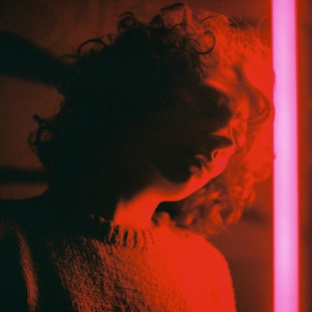 Σου κρατώ ένα «σ’ αγαπώ»