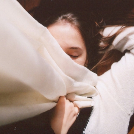 Αν σ’ αγαπάς κανείς δε σ’ αλλοιώνει