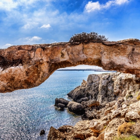 Κύπρος, όμορφη και παράξενη πατρίδα