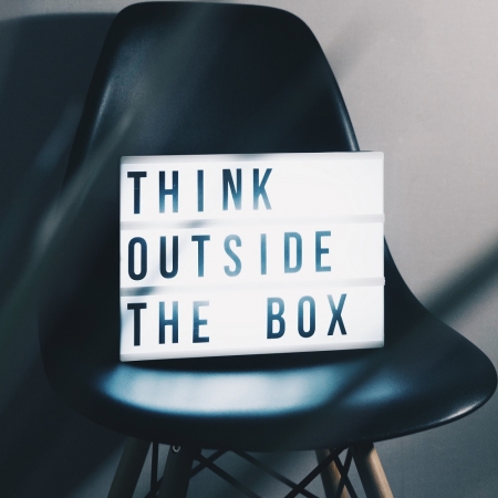 Σκέψου ανοιχτόμυαλα