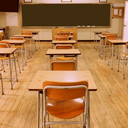 Τι πραγματικά κάνουν οι δάσκαλοι και οι καθηγητές το καλοκαίρι