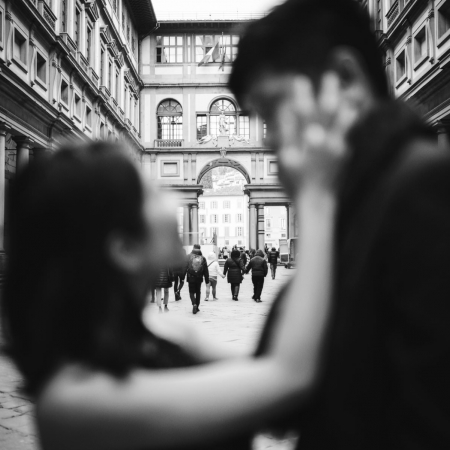 Σαν να 'μαστε δυο γνωστοί που απλώς τυγχάνει να γνωρίζονται καλά