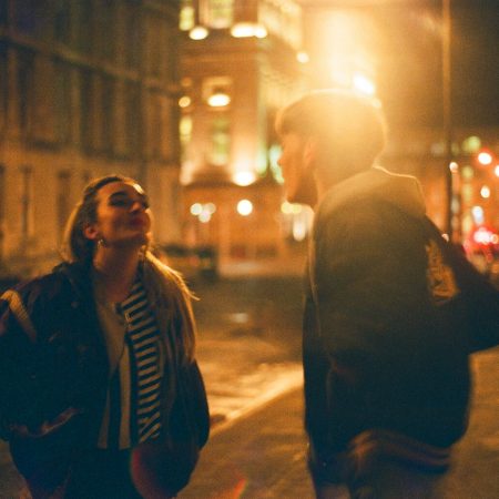 Αυτόν που σε ‘κανε να ξανανιώσεις δεν τον ξεχνάς