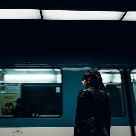 Ταυτιζόμαστε ευκολότερα με το «θύμα»