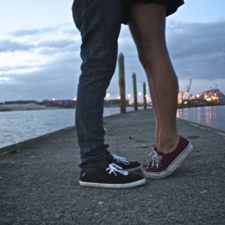 Το πρώτο τους φιλί το έδωσαν στο καλύτερό τους φιλαράκι