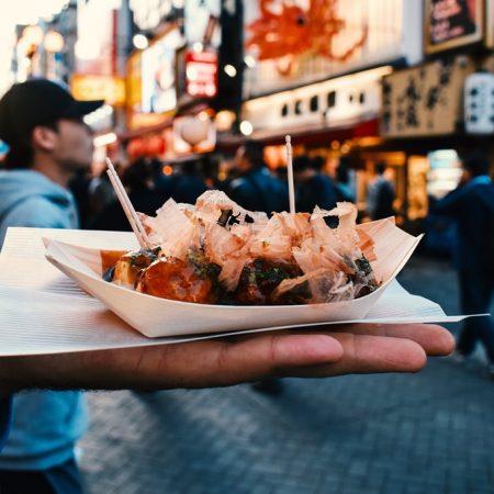 Δεν έχεις γνωρίσει έναν τόπο αν δεν ανακαλύψεις το street food του