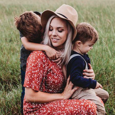 Απ’ όταν γίνεις μάνα δε σταματάς να φοβάσαι