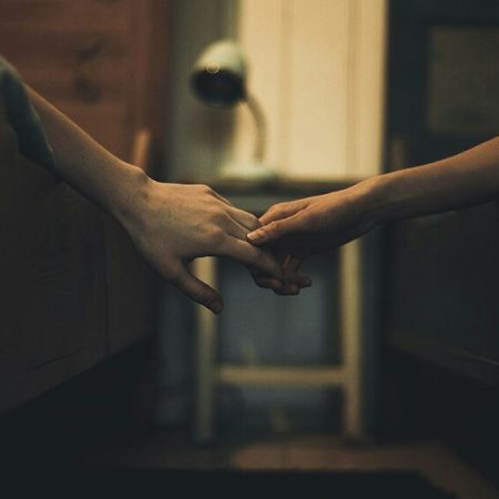 Στον επόμενο καβγά δοκίμασε να κρατιέστε από το χέρι