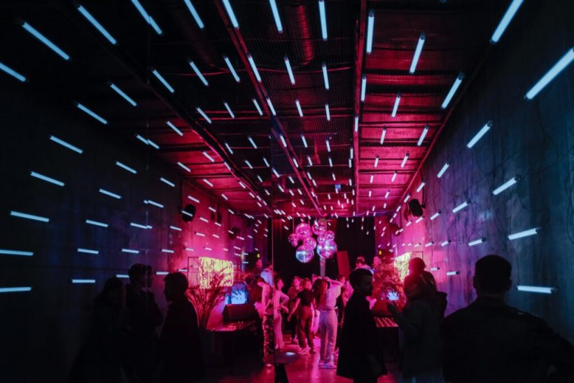 titanium-club-ice-bar-1024x683