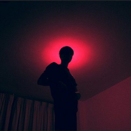 Κι επειδή σε χώρισε δηλαδή θα κλαις και θα σέρνεσαι για πολύ ακόμα;