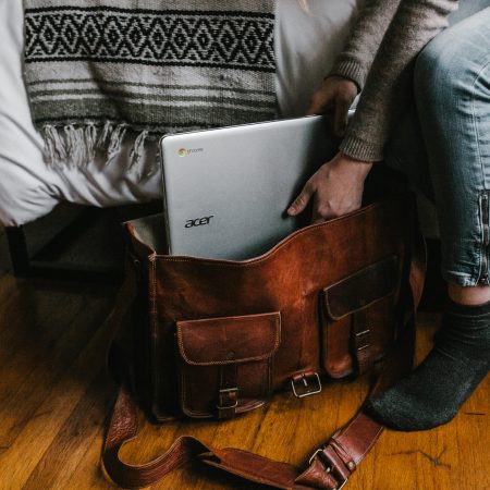 Αναζητάς νέο εργοδότη;· καλωσόρισες στο κλαμπ των ελεύθερων!