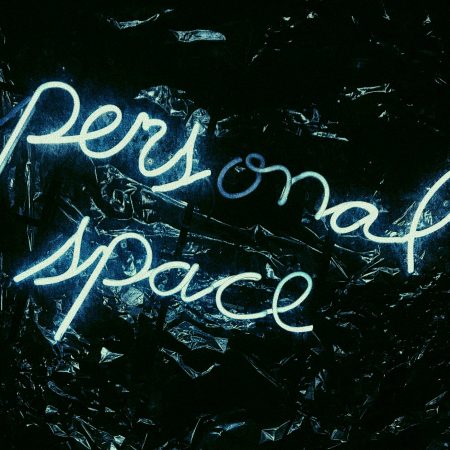 Απόψε αφέσου να νιώσεις όλα όσα αρνείσαι