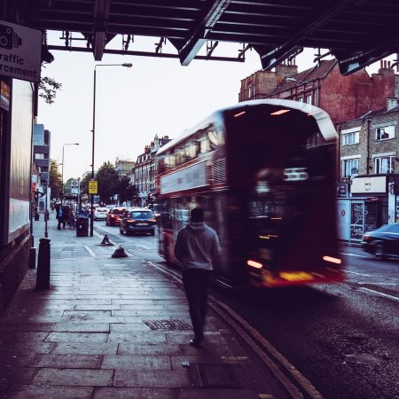 Κάποιον να μας ακούσει