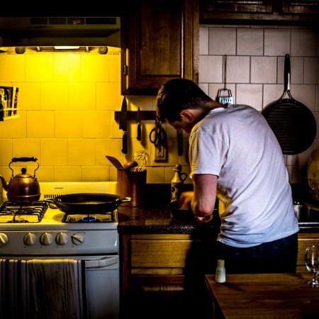 Στη συμβίωση καθένας έχει τα δυνατά του χαρτιά