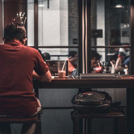 Η καλύτερη παρέα θα 'ναι πάντα ο εαυτός μας