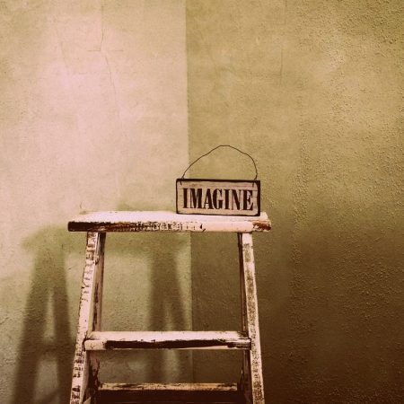 5 τρόποι να ενισχύσουμε τη φαντασία μας ως ενήλικες