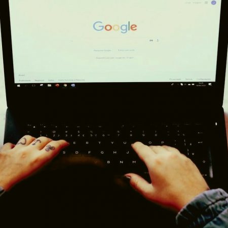Οι 15 δημοφιλέστερες αναζητήσεις στο Google για το 2020