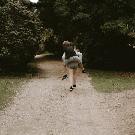 Όταν γίνεσαι γονιός αποκτάς διπλή ταυτότητα