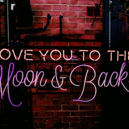 Στο «σ’ αγαπώ» πιο πολλά λέει η πρόθεση από την ίδια τη φράση