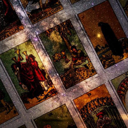 Ποια κάρτα ταρώ αντιστοιχεί στα 12 ζώδια